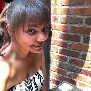 Meet your Posher, Ayana